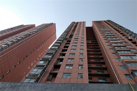 西郊花园3室2厅1卫125㎡【毛坯包改名】